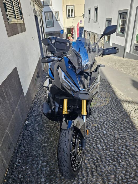 Honda X-ADV 750 - Pronta a rolar, Top Case incluída! Ano 2022