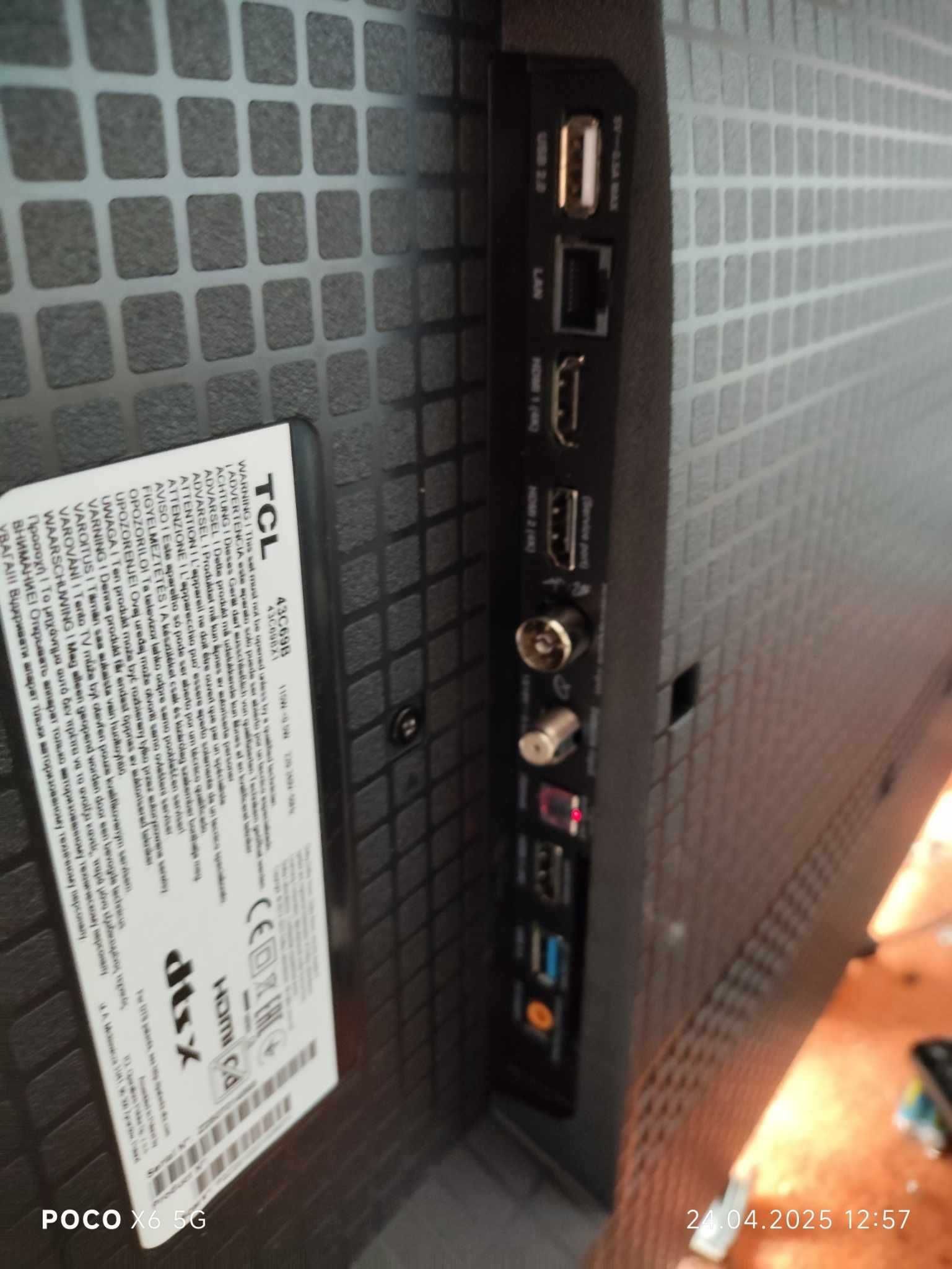 Tygodniowy latający 43 calowy TCL smart tv