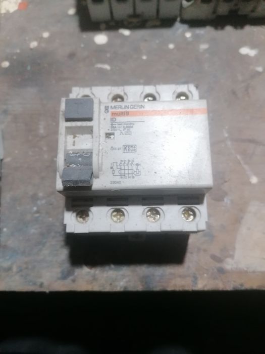Quadro elétrico bombas furos depósitos