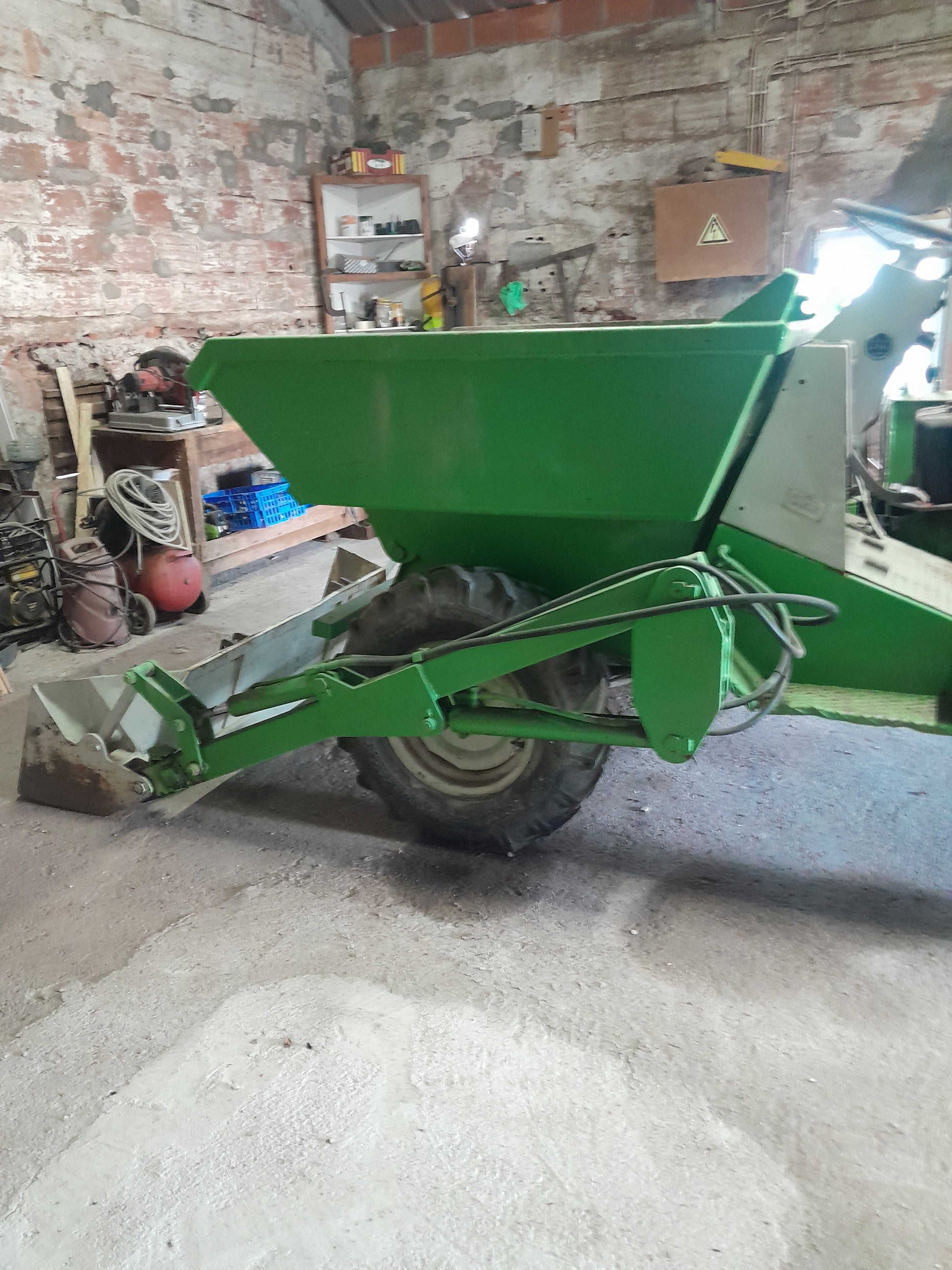 Dumper carregador