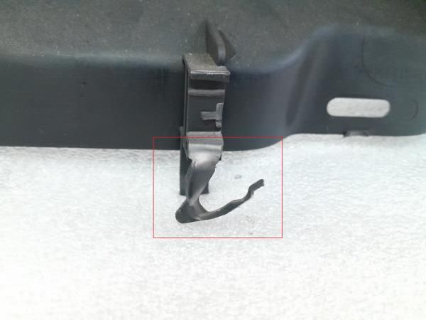 Plástico genérico RENAULT Megane II Break (KM0/1_)