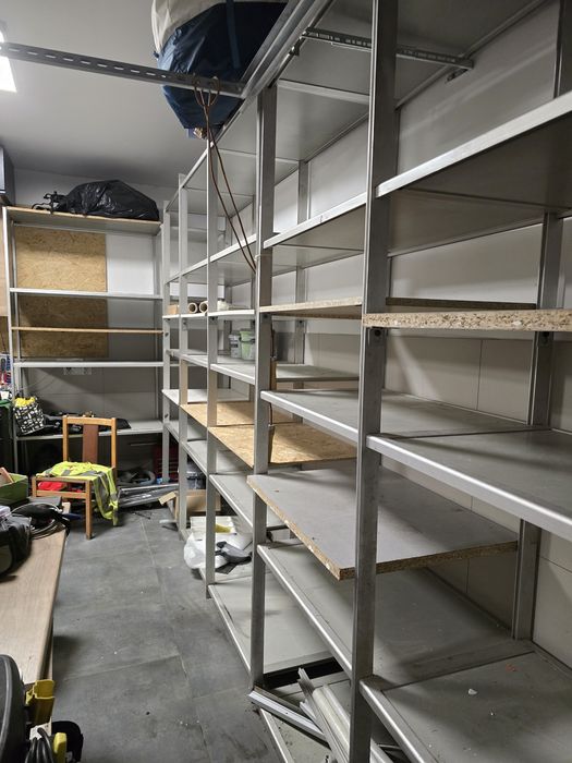 Regały aluminiowe 580 cm – solidna zabudowa magazyn/garaz