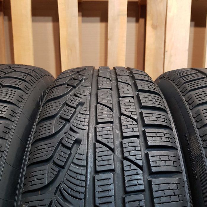 Pirelli Sottozero 205/65/17 7-6.5мм Шини Зимові (4шт) з Європи б/в Р17