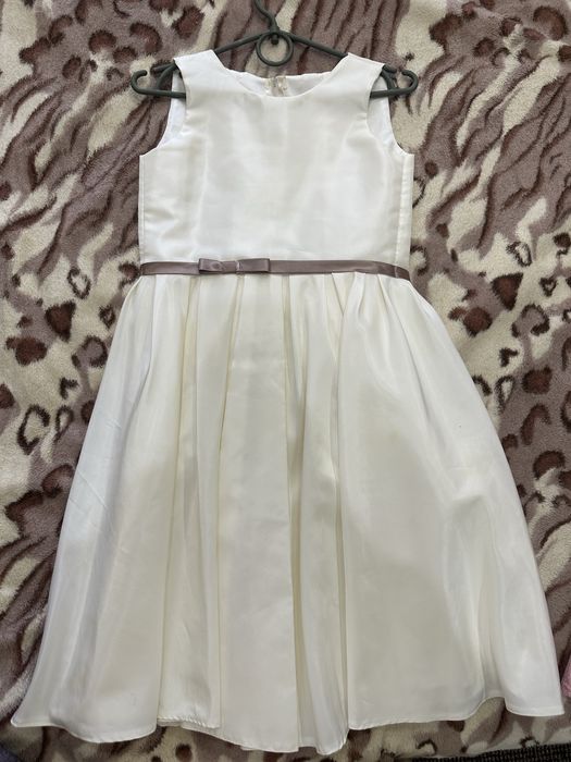 Плаття святкове