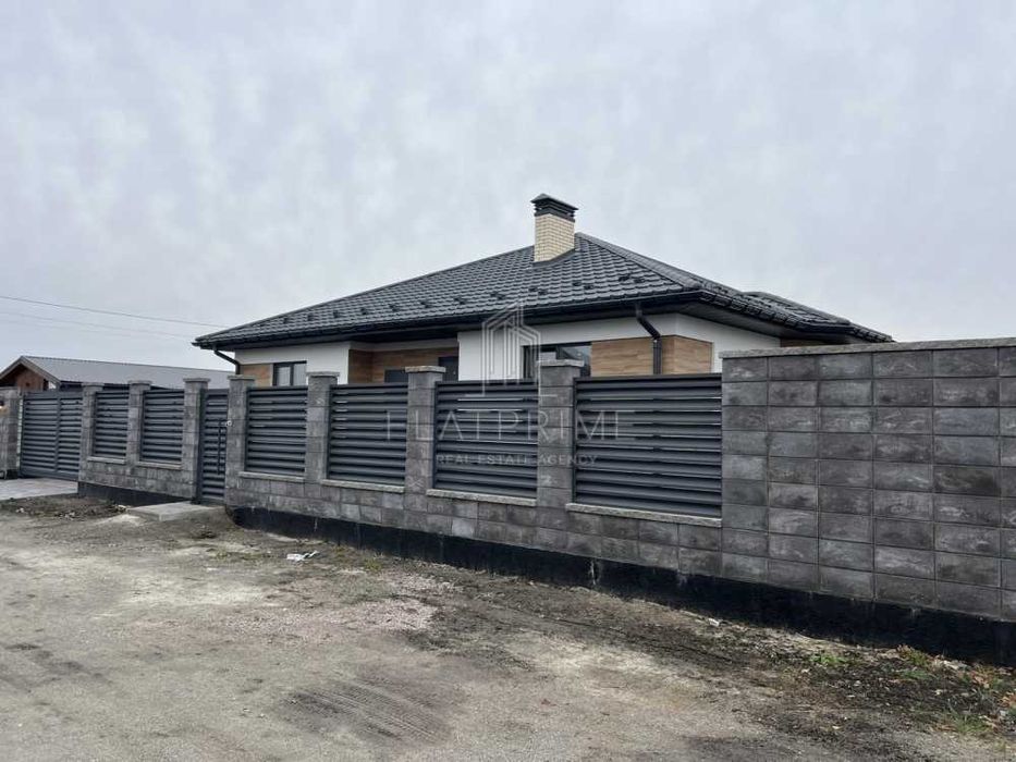 Продам новий будинок з басейном у котеджному містечку "Міжріччя"