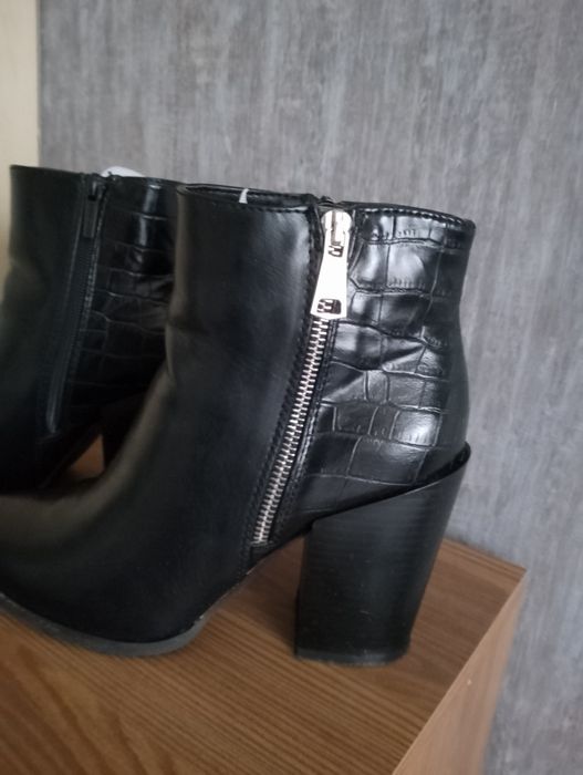 Botki damskie 39/25cm Jenny Fairy