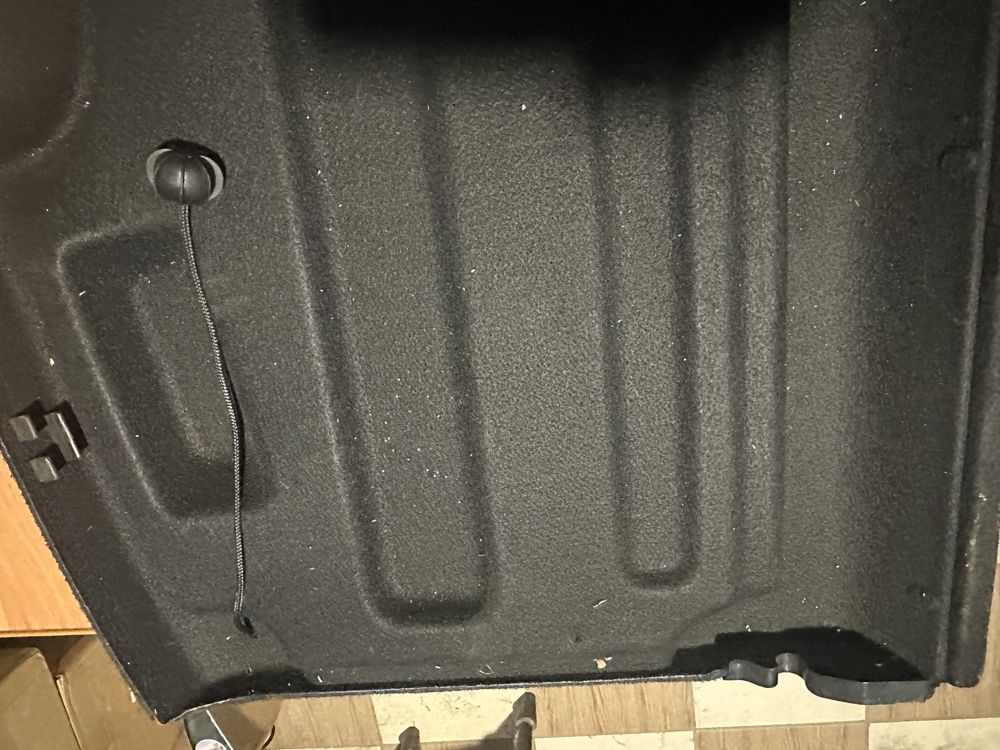 Полка skoda fabia 2008-2014рік,5j0867769
