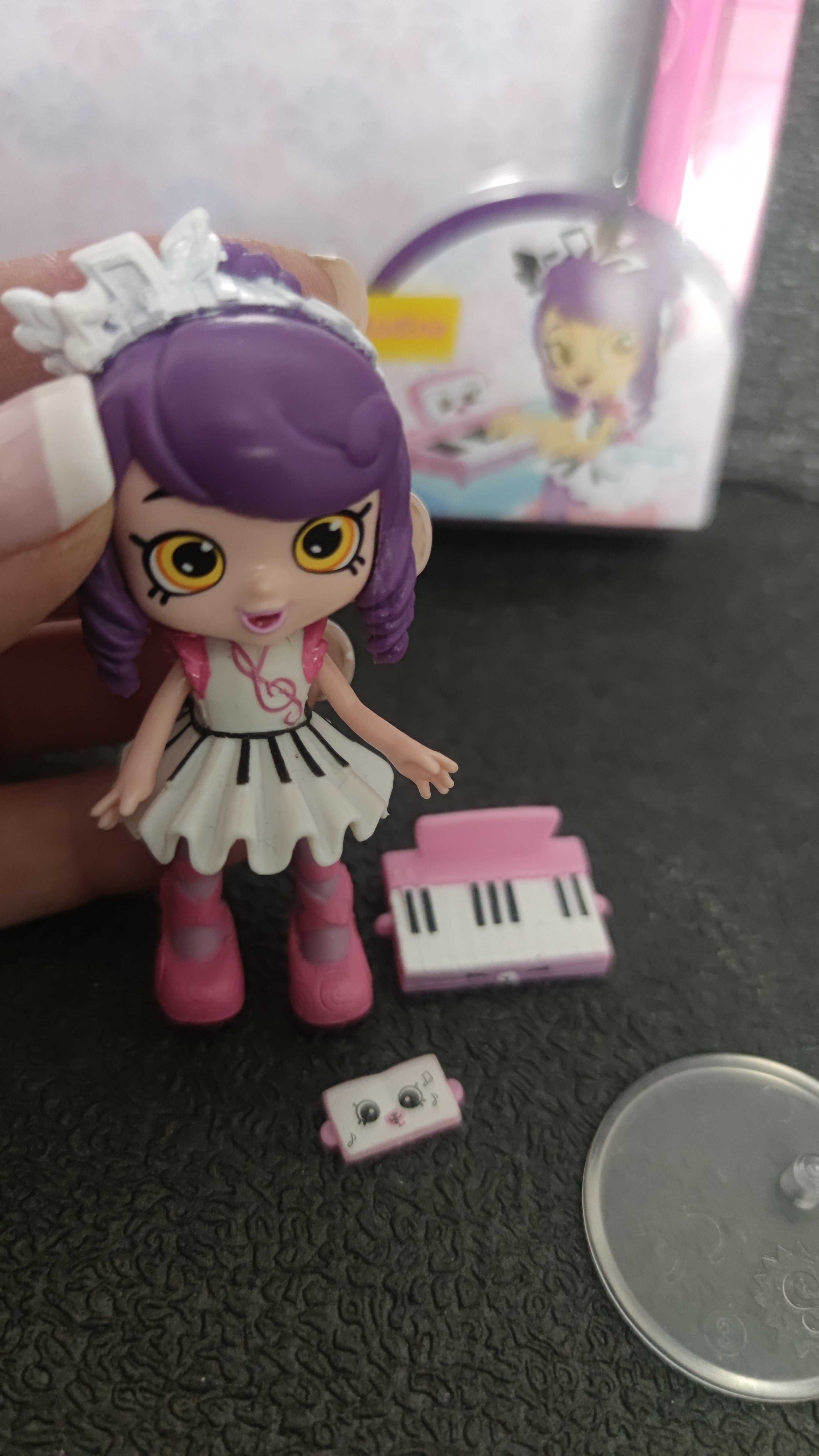 Shopkins lalka Melodine dla miłośniczki gry na pianinie 56488 kawaii