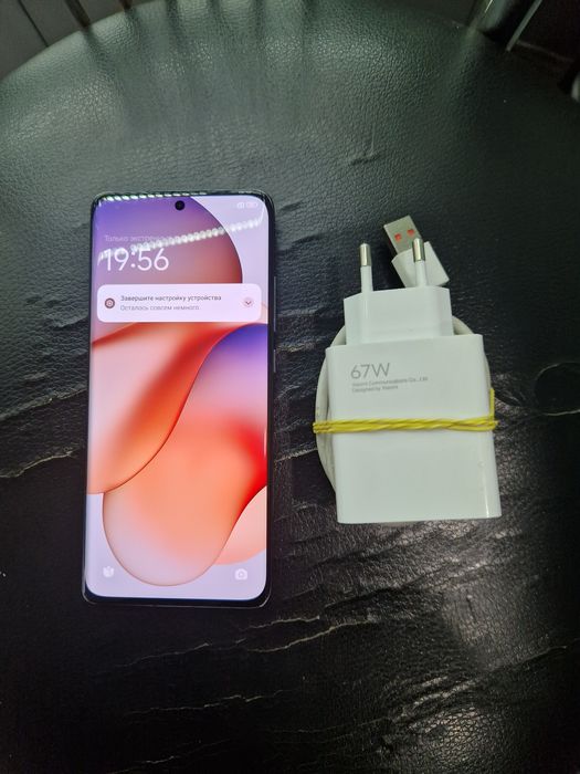 Флагман Xiaomi 12 8+4/128 Глобал Snap gen 1