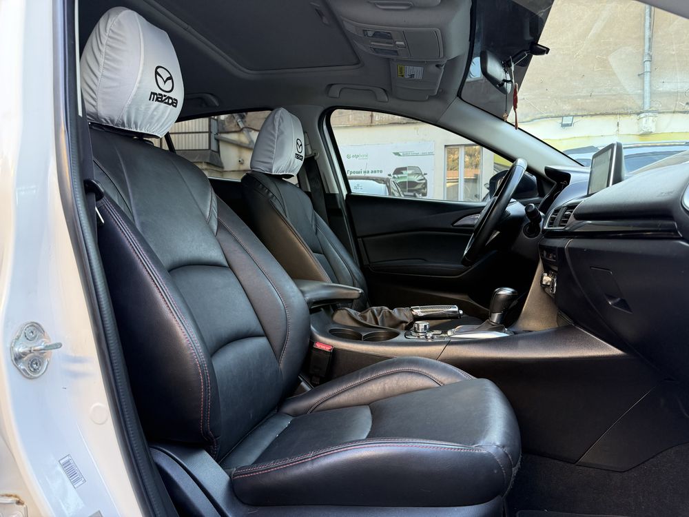Mazda 3 2015 год, 2.0 бензир
