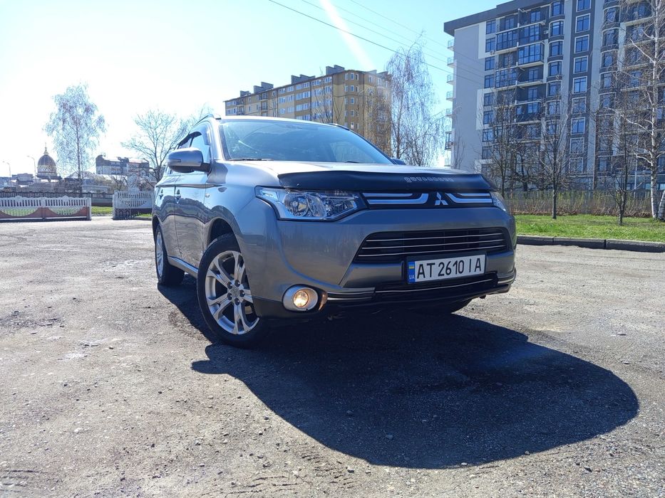 Mitsubishi Outlander 2,2 дизель
