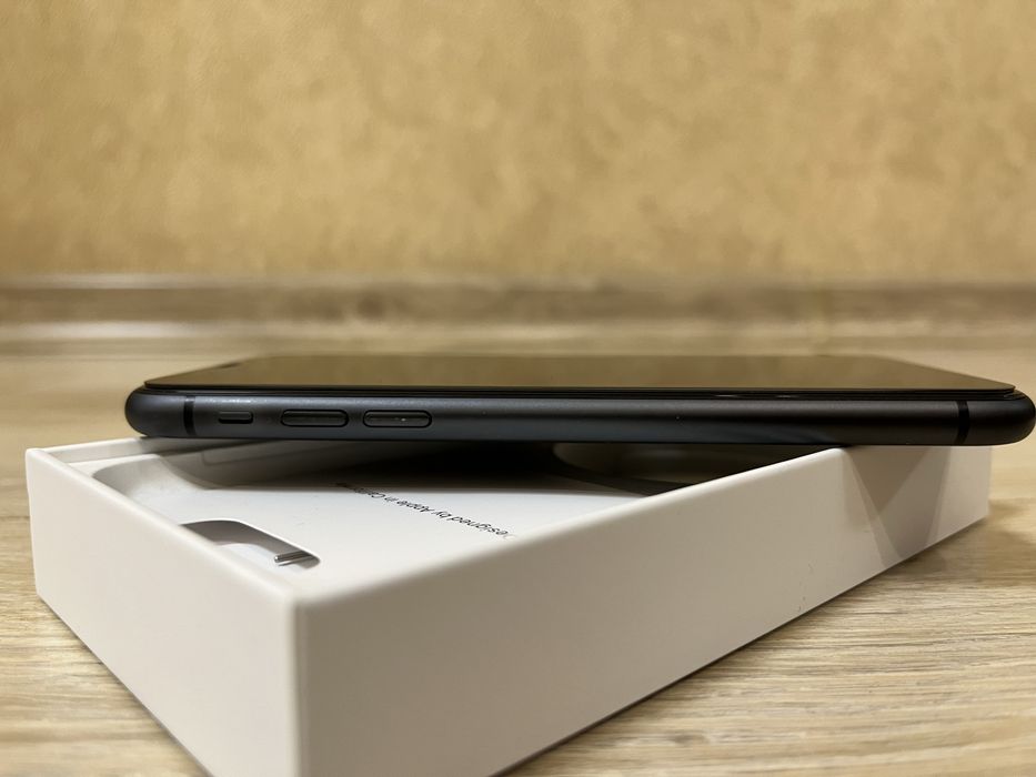 Iphone 11 Black, 128 gb IDEAL