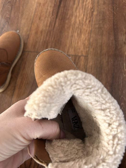 Buty zimowe Zara kozaki 22