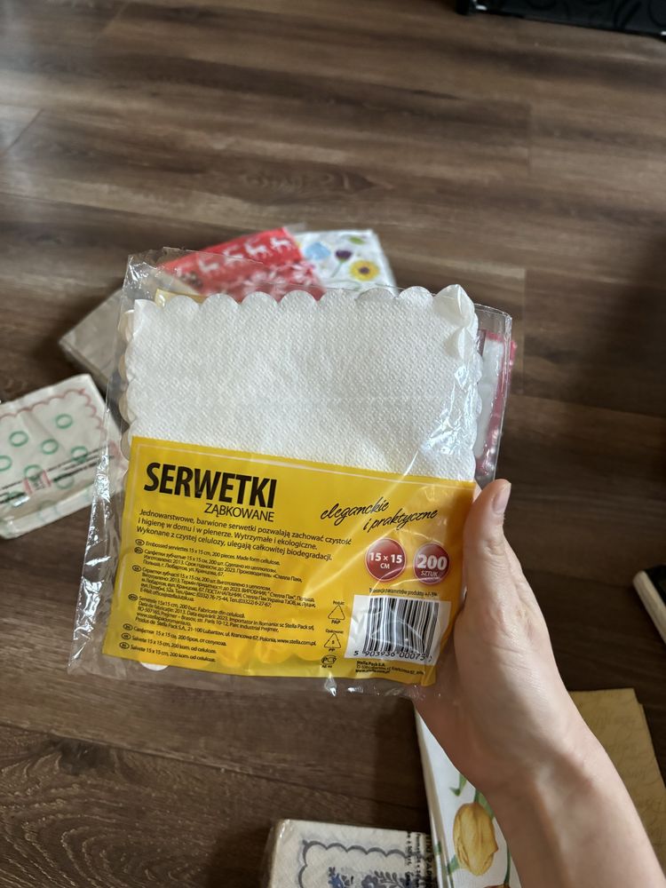 Zestaw różnych serwetek