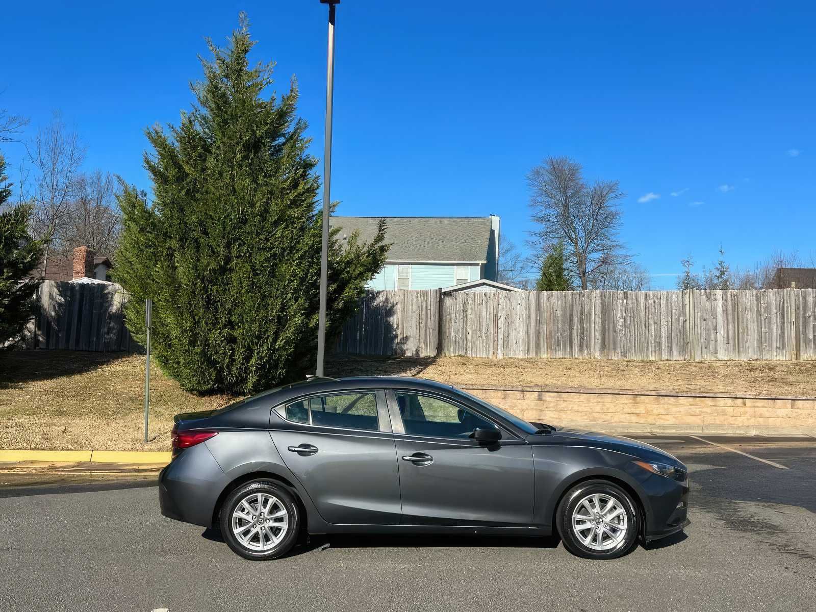 2016 Mazda 3 i Touring