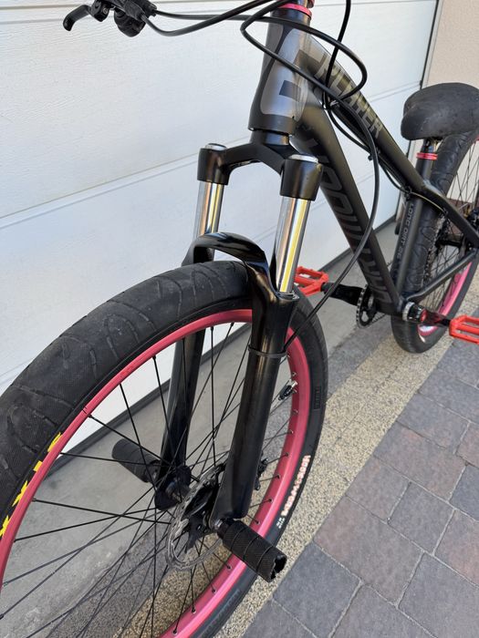 Dartmoor Two6Player MTB stunt (Fr dh dirt manitou pegi zee velo saint)