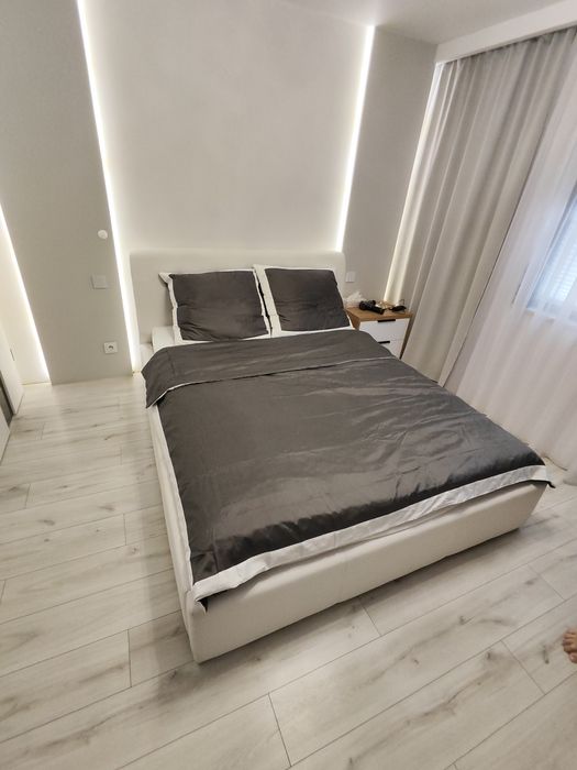 Łóżko małżeńskie, tapicerowane, ekoskóra 160x200 cm