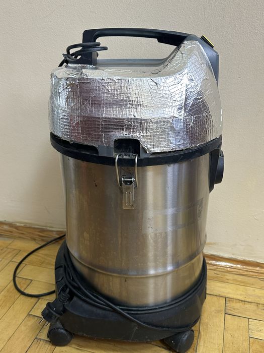 Керхер nt 30/1 для сухого та вологого прибирання