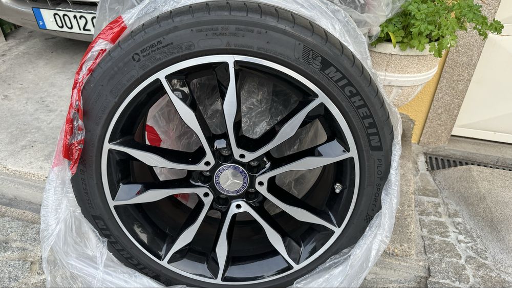 Vendo jantes mercedes originais com poucos km com sensores de pressao