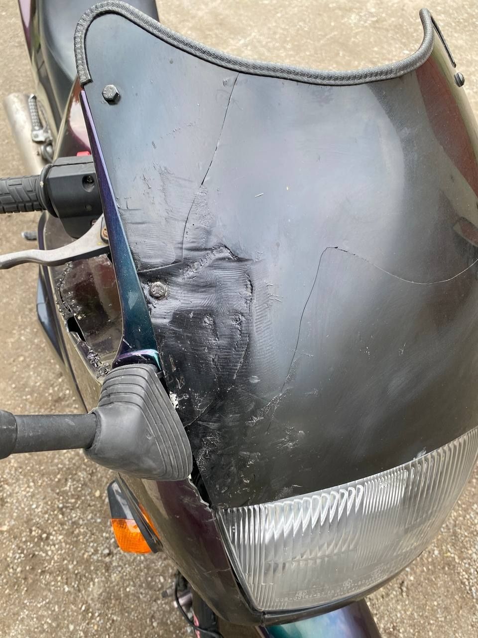 Kawasaki GPX 600R Терміновий продаж! Поки є цікавий для мене варіант.