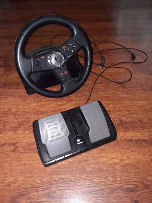 Кермо джойстик геймпад Б/У Logitech Formula Vibration Feedback Wheel