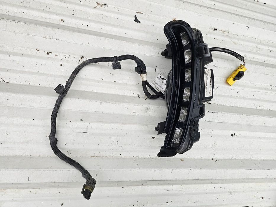 Citroen DS3 prawy lampa led mocowanie instalacja w zderzak przod 89211894