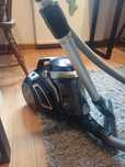Odkurzacz  bezworkowy  Hoover H‑Power 700 -mało używany.