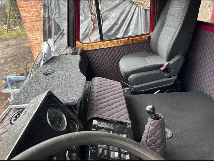 МАЗ-5551 Вантажний самоскид