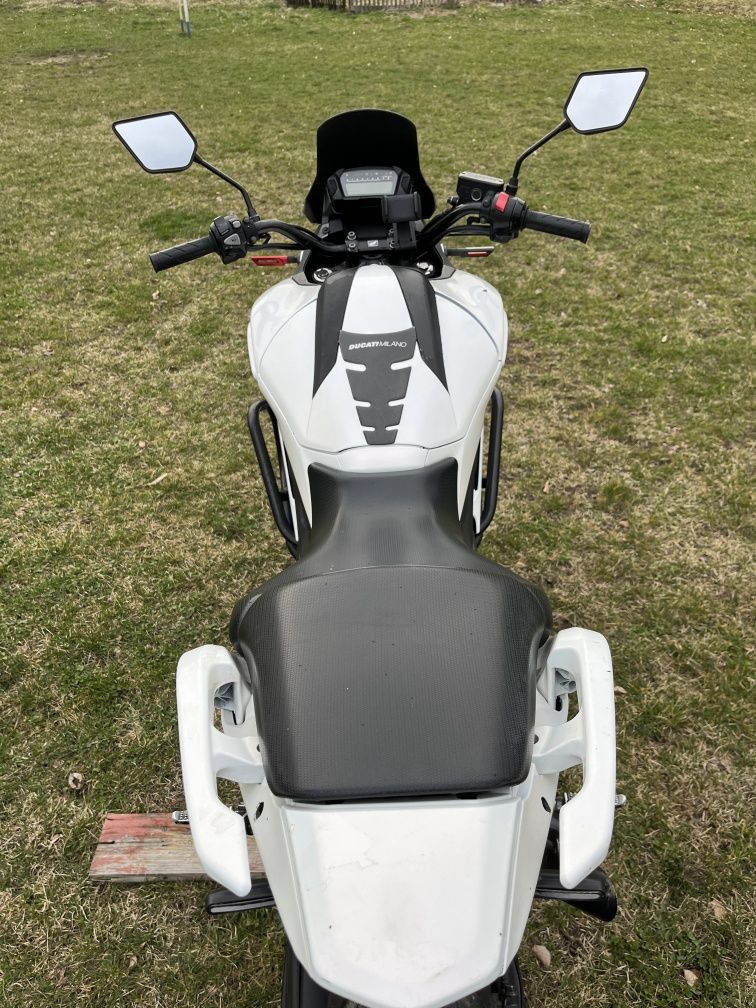 Мотоцикл Honda NC 750 X 2014 рік