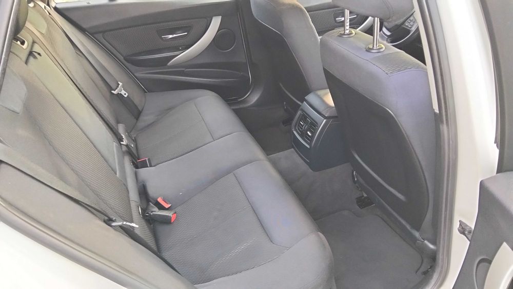 BMW 318d 2000c 143cv, impecável dentro e fora