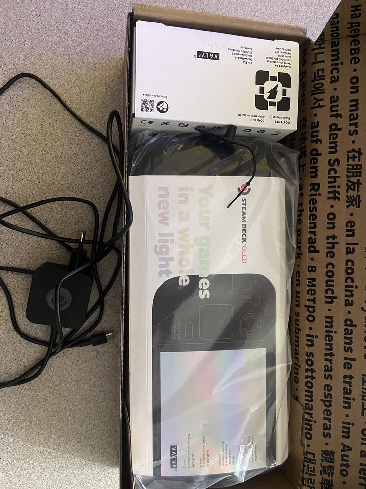 Steam deck Oled z 2025 r 512 GB Super stan