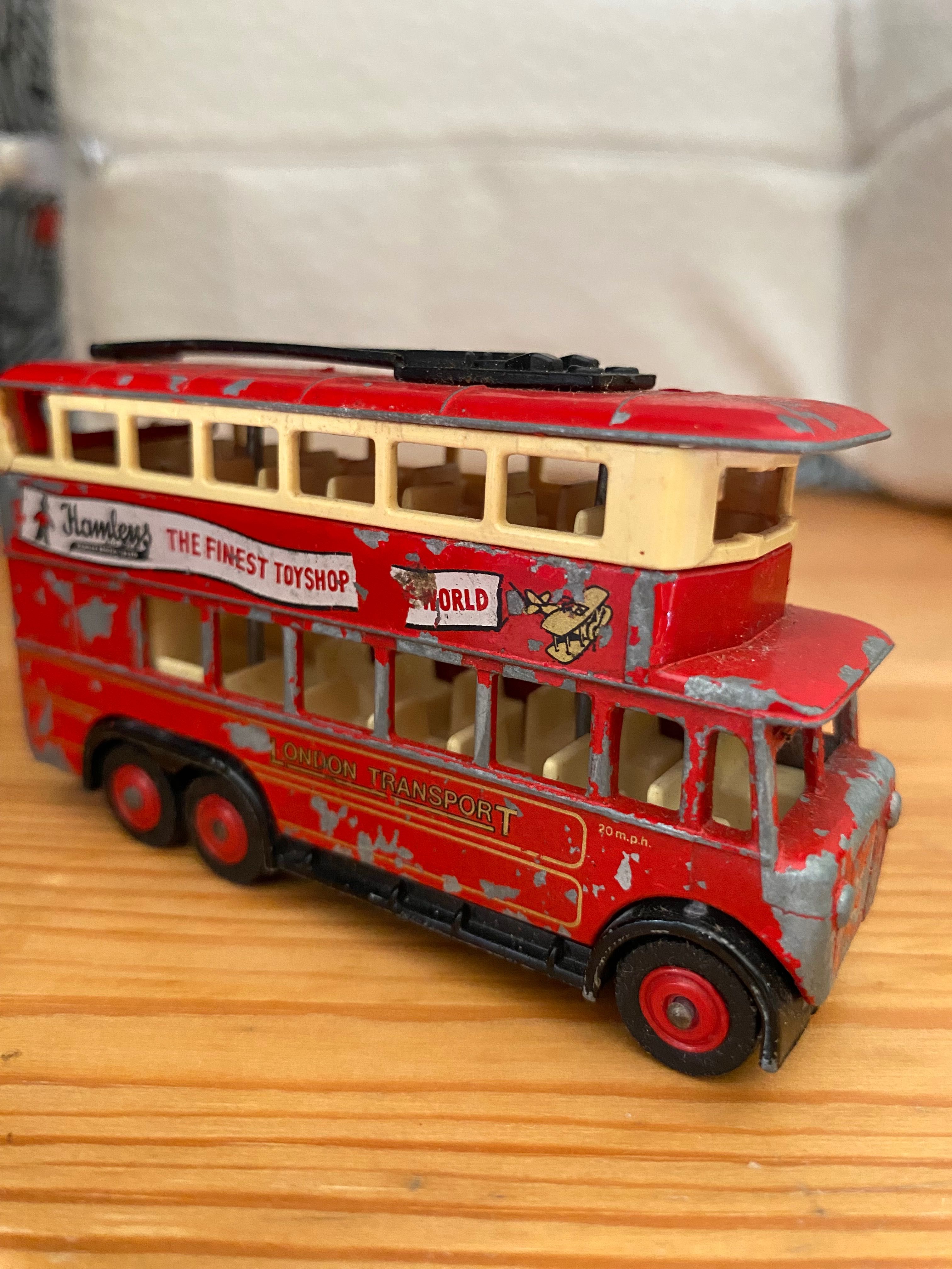 Brinquedo antigo