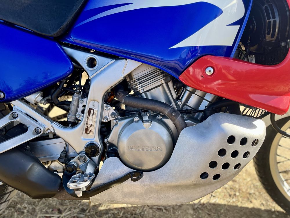 Africa twin 750 RD 07a