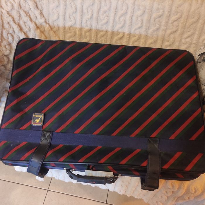 Чемодан , валіза, Італія