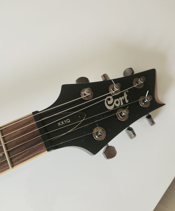 Guitarra Cort katana KX1q EMG