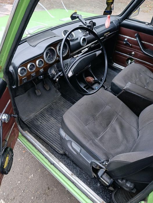 Продаю 2103 в хорошем состоянии