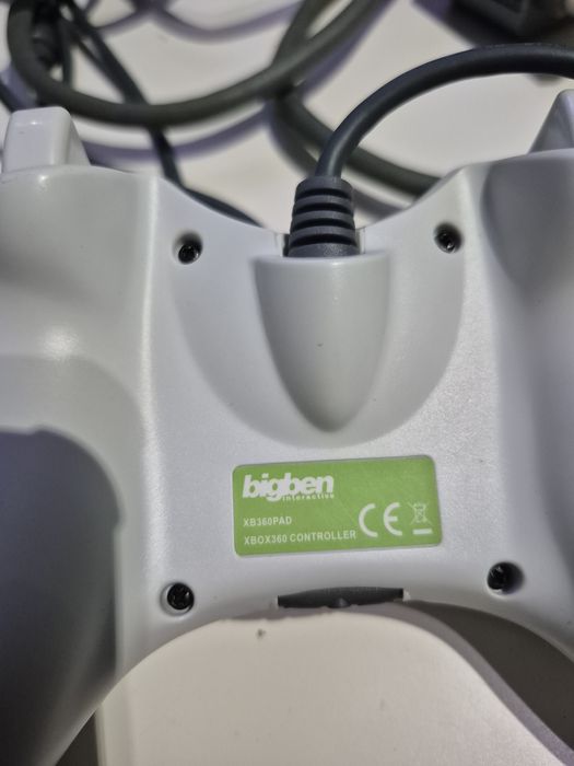 Pad do xbox360 i kabel do tv