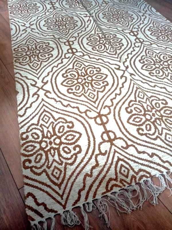 Dywan uniwersalny na balkon do korytarza na taras dywanik z frędzlami