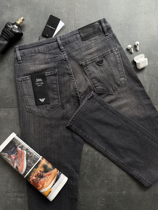 Джинси від Emporio Armani