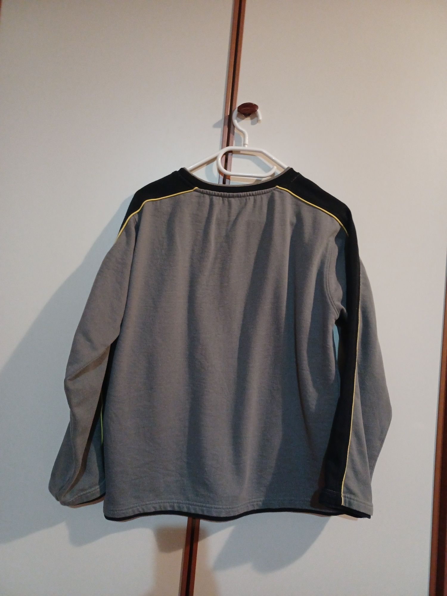 Sweter dla chłopca na 164 cm - r. L