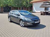Opel Astra J 1.4 Turbo 140KM LPG Sports Tourer