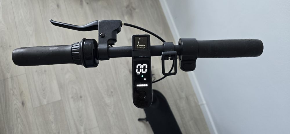 Електросамокат R803Z 500Вт колесо 10