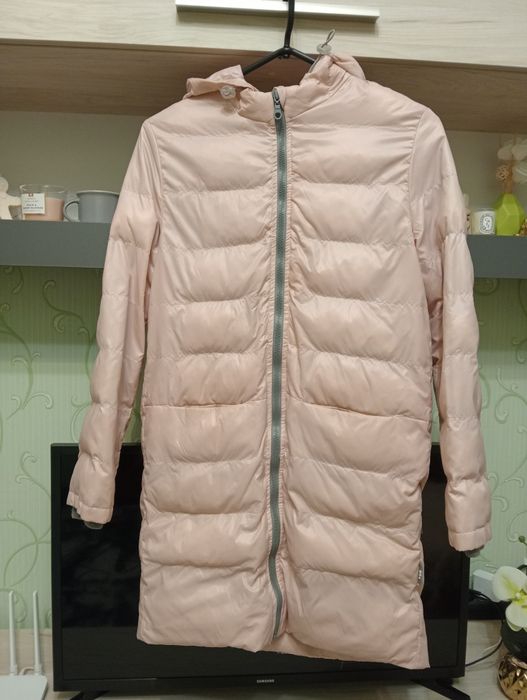 Куртка для дівчинки .