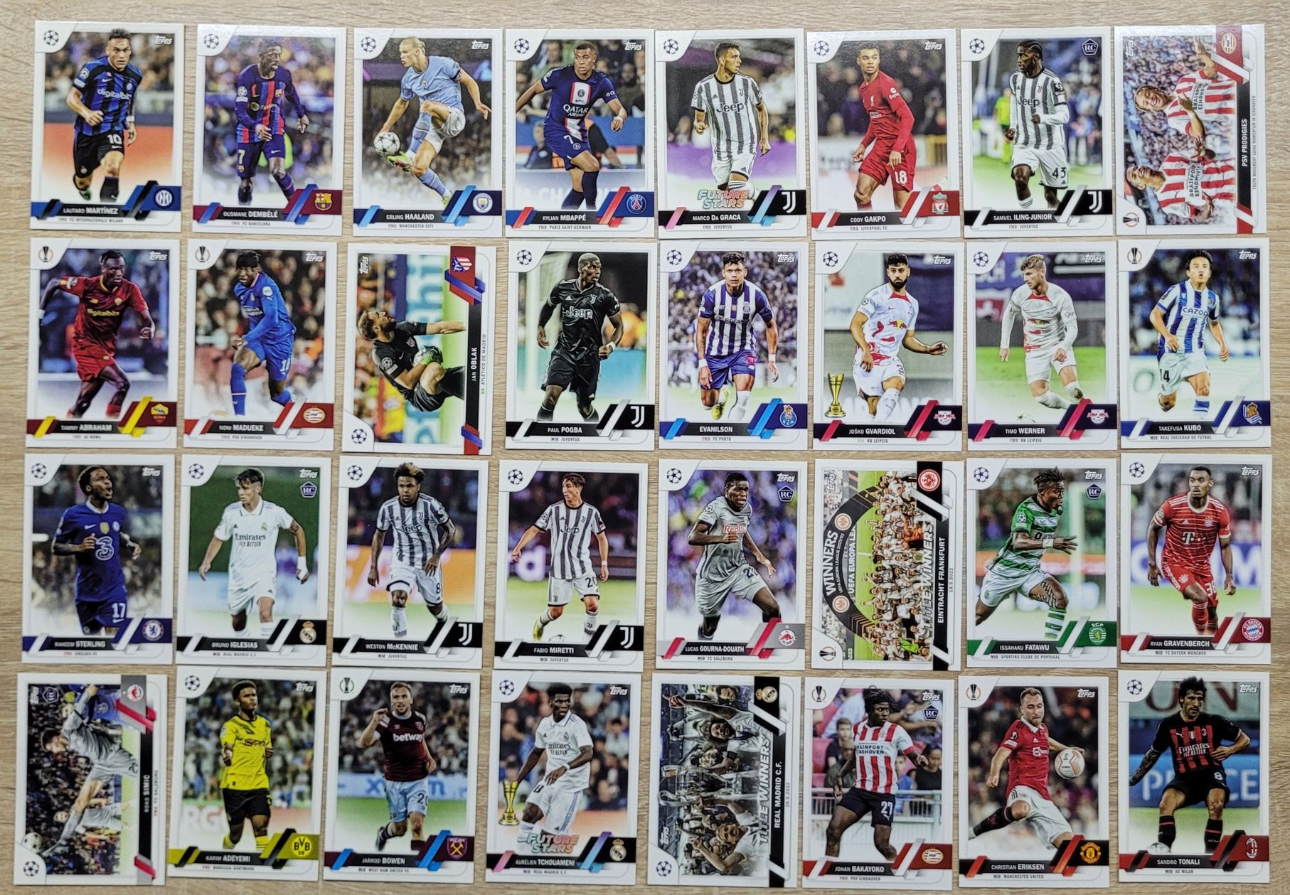 Базовий сет колекції Topps UEFA Club Competitions 2022-2023