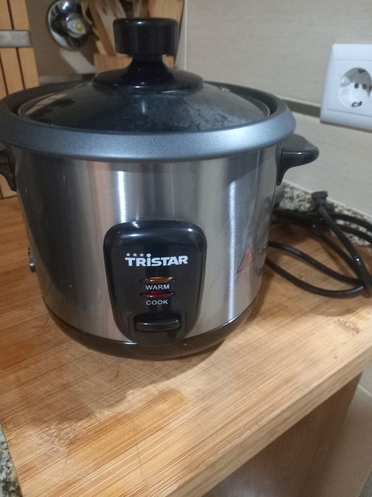 Maquina eletrica de cozer arroz