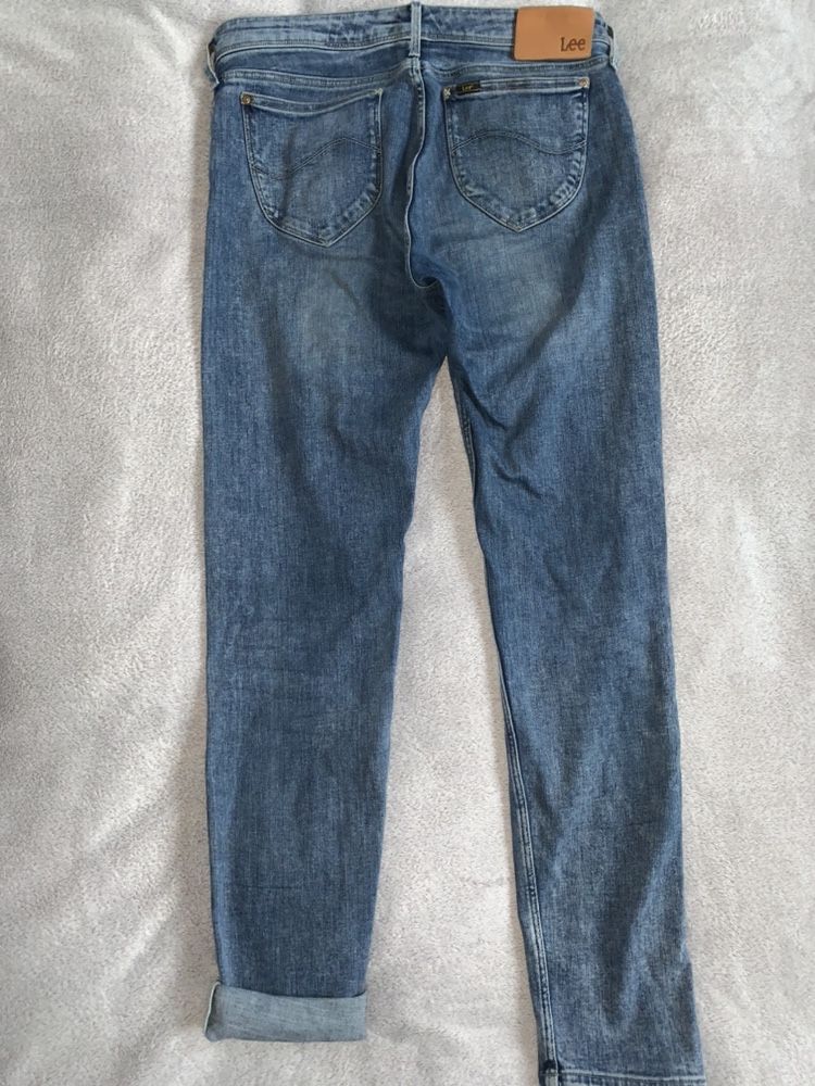 Lee jeans Sallie W28 L31