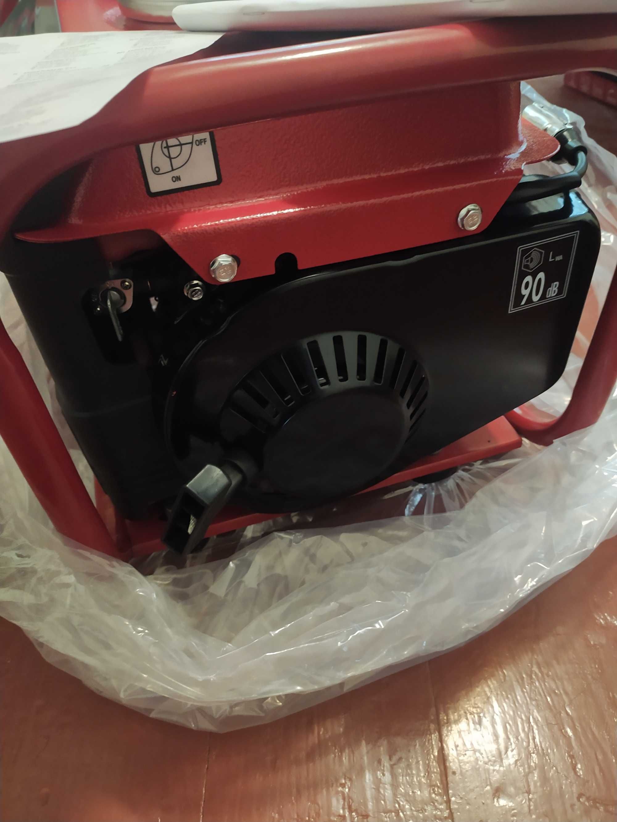Бензиновий генератор Einhell TC-PG 10/E5 0,8 кВт