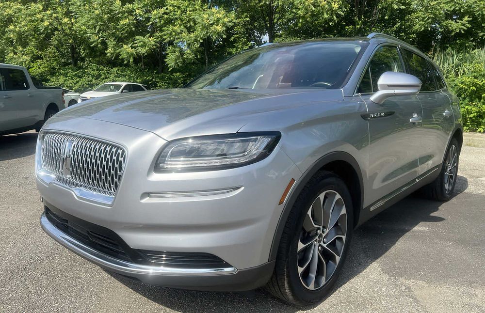 Lincoln Nautilus      2021
