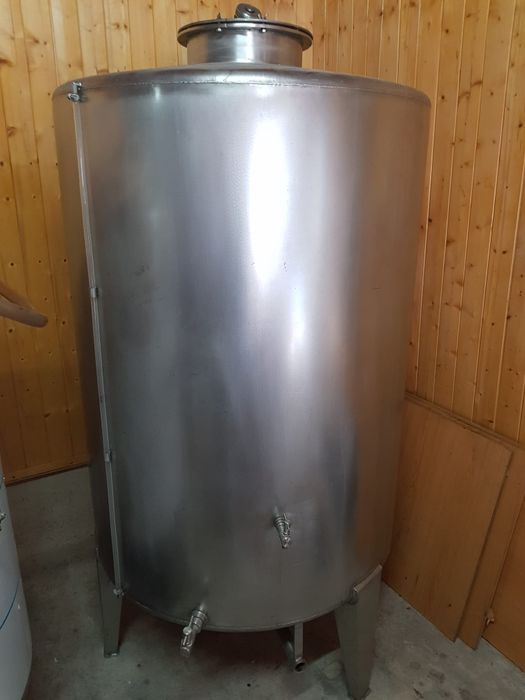 Cuba de vinho em inox de 1000Lt