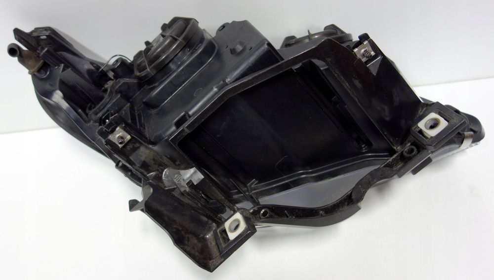 bmw e60 e61 2003-2006 158721-00 lampa przednia lewa z led